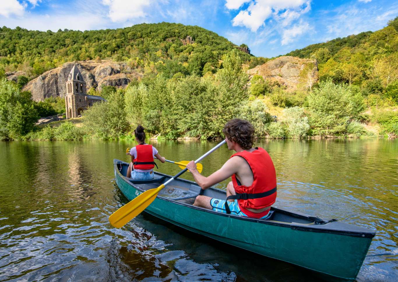 canoe approaching Chapelle Sainte Marie on the Aller River