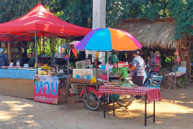 OTOP market along highway