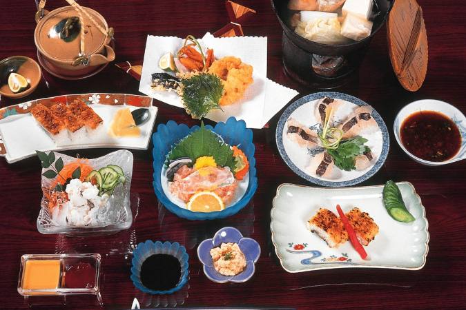 traditional Japanese meals served at rykan